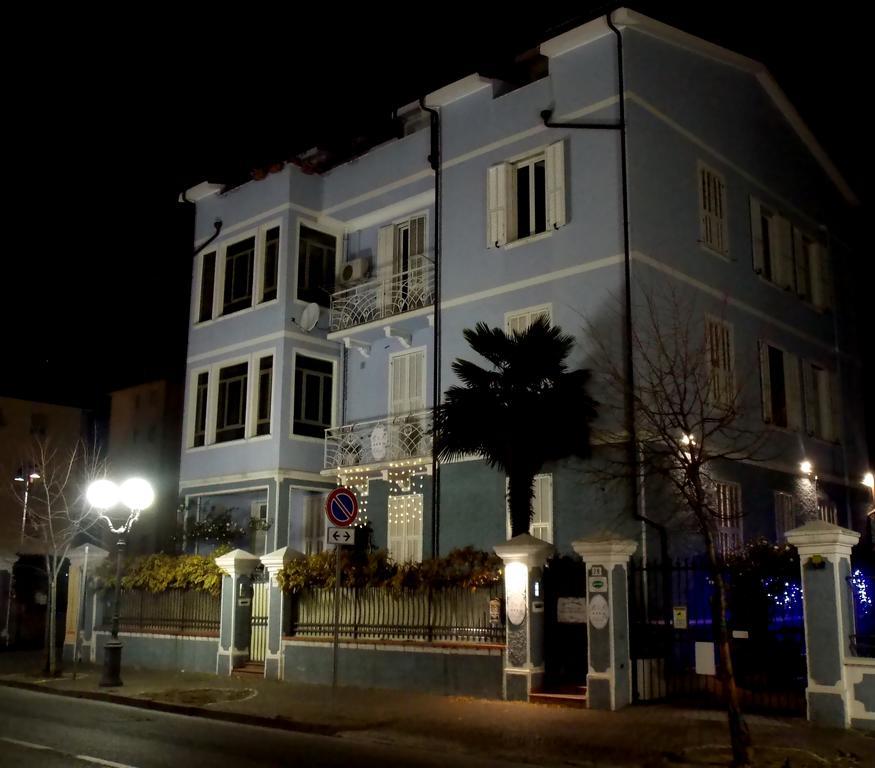 B&B Elisir Albenga Eksteriør billede